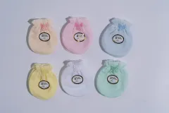 3 Scratch Mittens – image 2